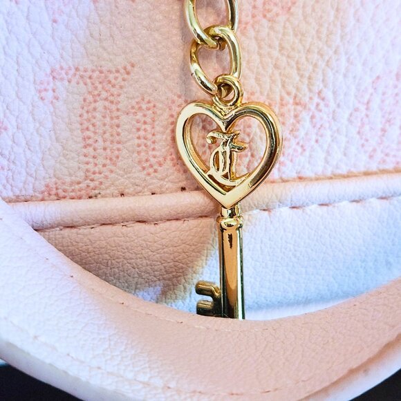 Juicy Couture Baby Pink Shoulder Bag | NWT | Y2K Coquette w/ Gold Lock - Picture 15 of 15